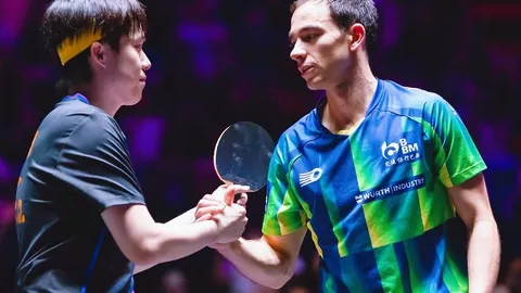 曼联青训险失16岁天才帕尔默